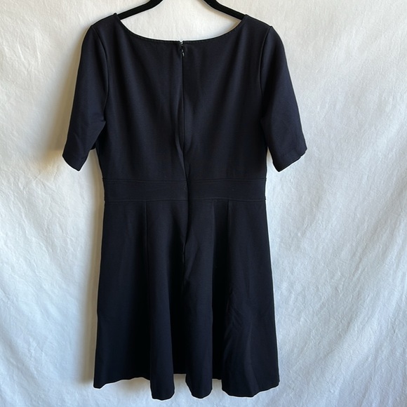 J. Crew short sleeve little black dress, size 10 - Picture 4 of 9
